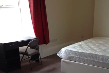 6 bed house, Hill Park Crescent, Mutley, Plymouth, PL48JP - Image 4